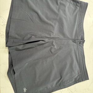 Alo Yoga 7" Sport Short - 36 Dark Grey